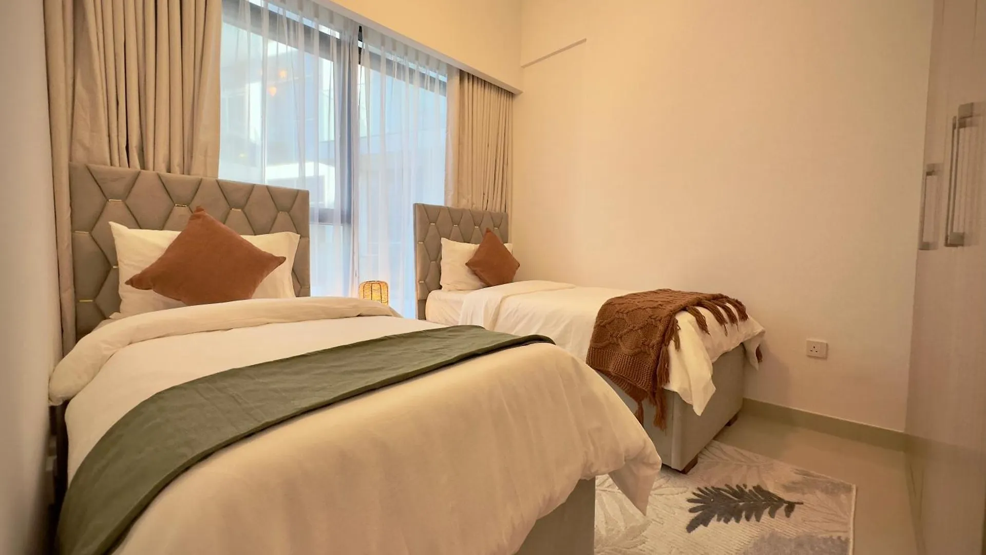 Quiet 2Br Retreat In A Scenic Garden Environment By Bhavan Vacation Homes Dubai Apartment