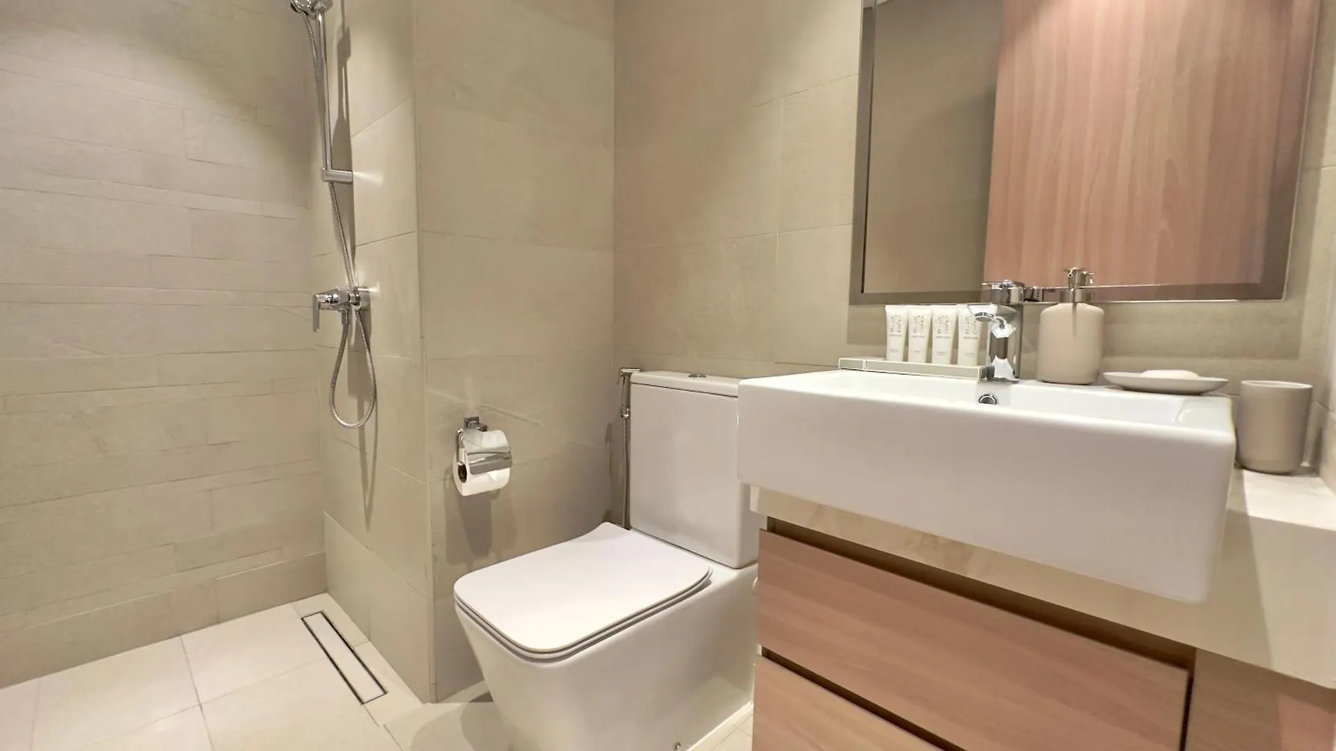 Apartment Quiet 2Br Retreat In A Scenic Garden Environment By Bhavan Vacation Homes Dubai